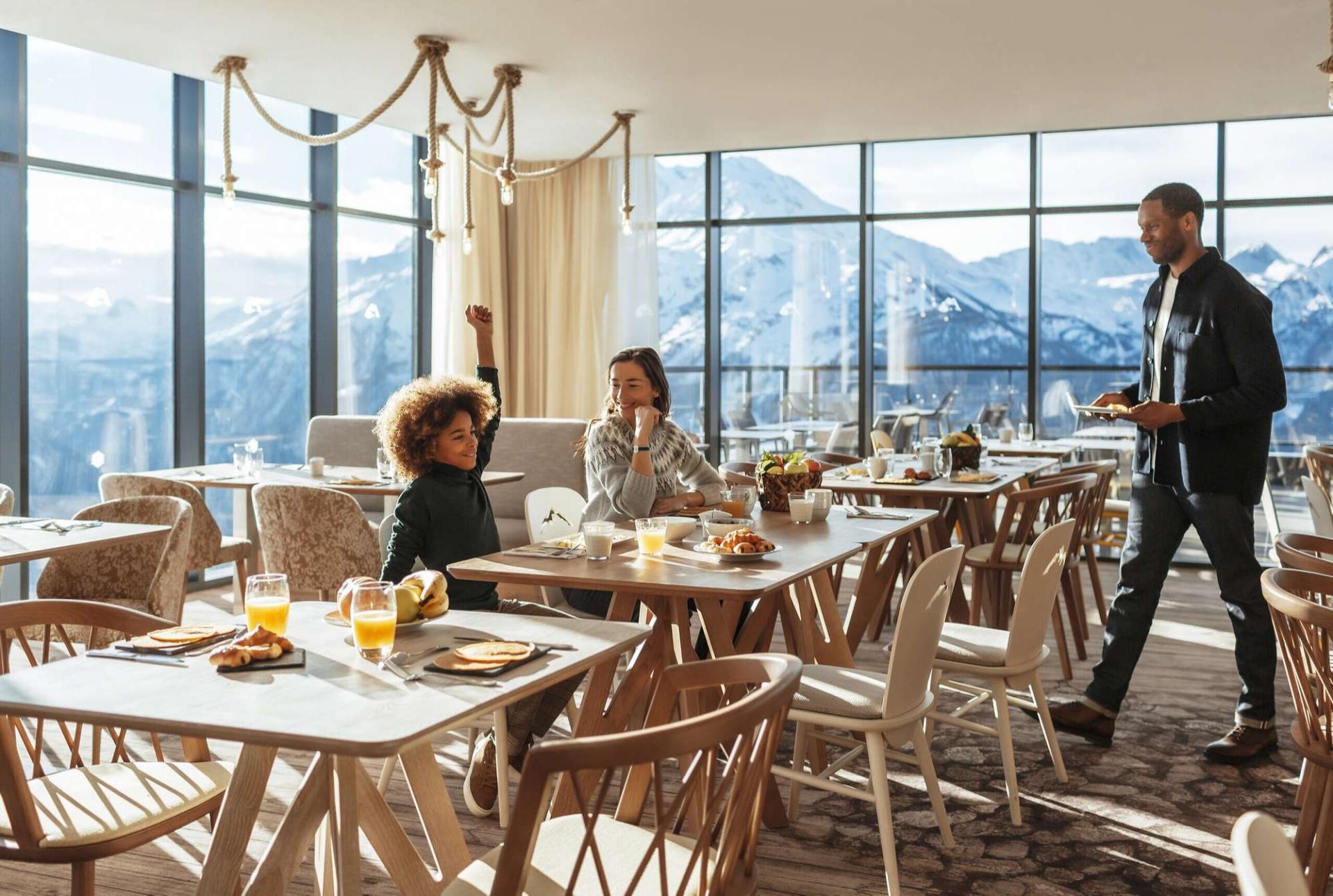 Main restaurant Valaisan Mount Main restaurant Valaisan Mount