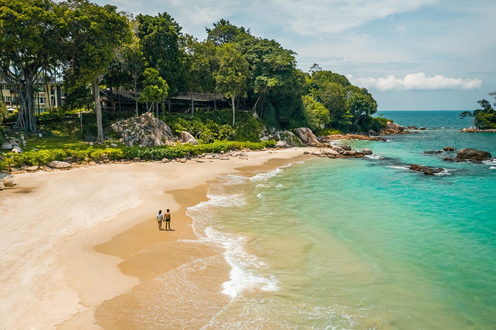Plage de sable fin et eau turquoise au Club Med Bintan Island