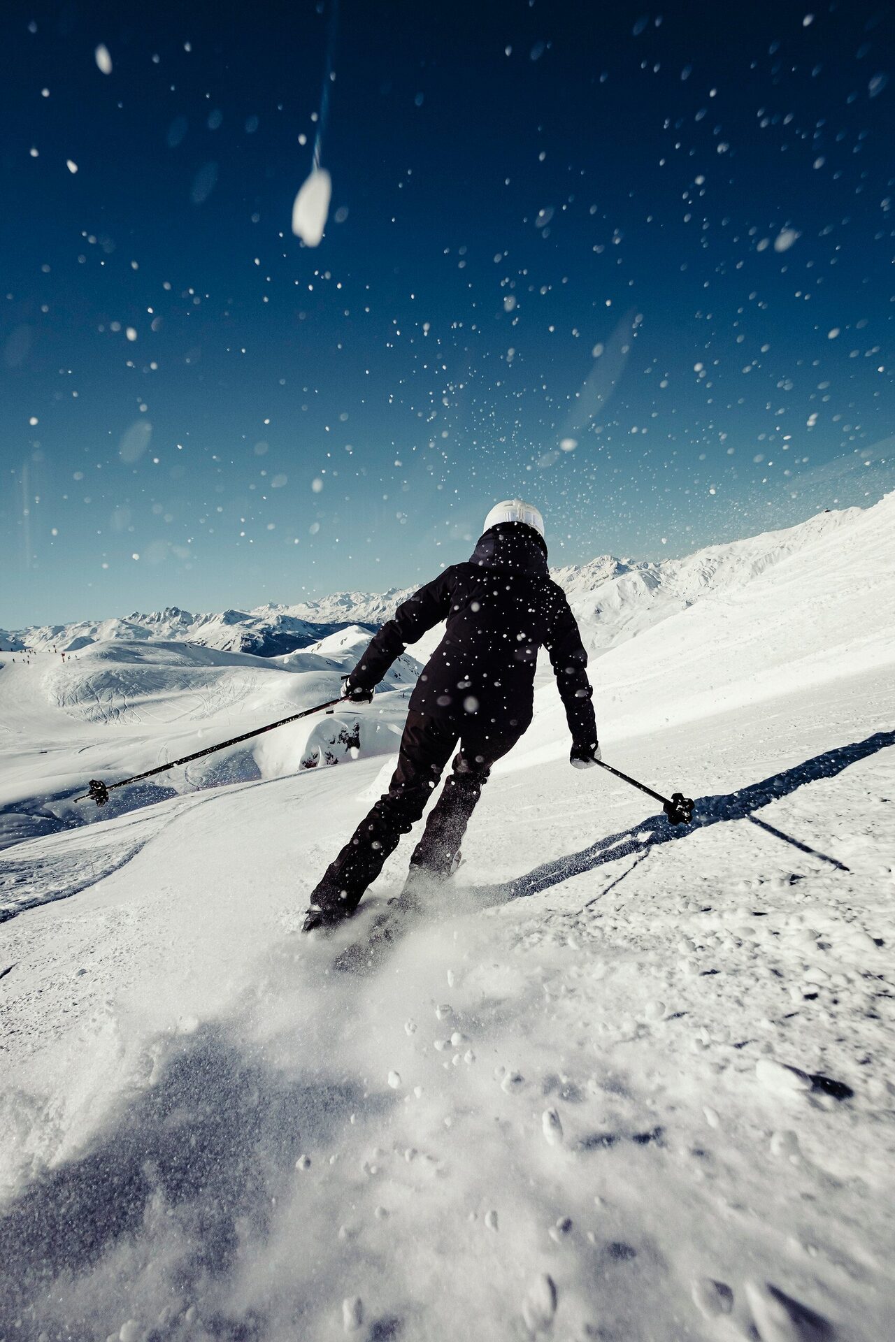 Skiing the Paradiski area at Club Med La Plagne 2100