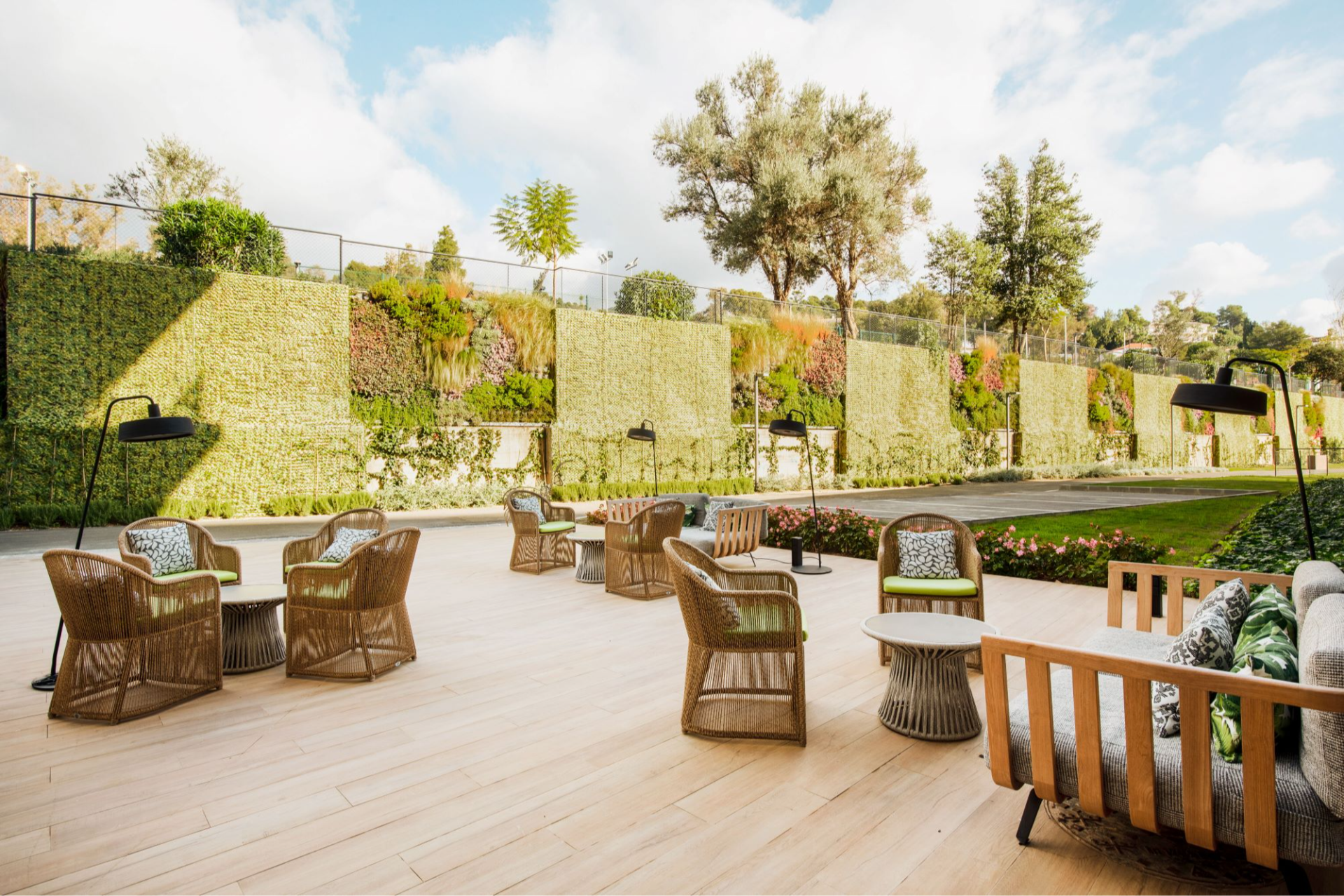 Terrasse au Club Med Magna Marbella, Espagne Terrasse au Club Med Magna Marbella, Espagne