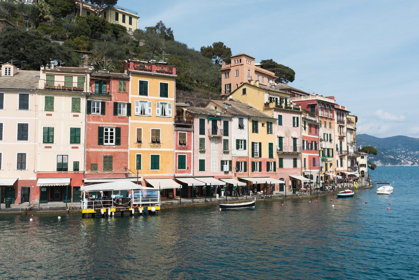 Le port coloré de Portofino sur la Riviera italienne