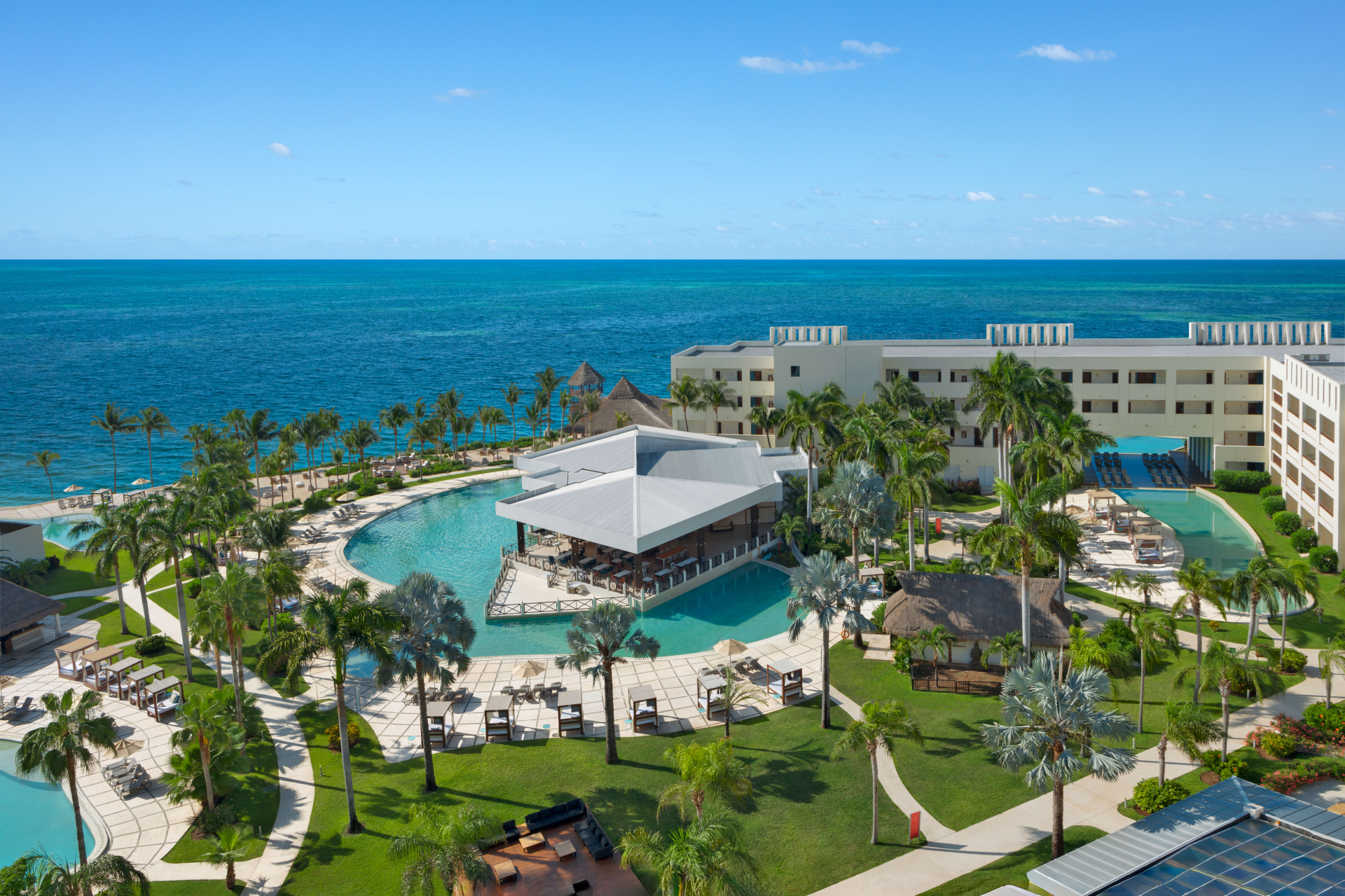 Aerial view of the Dreams Puerto Morelos, Riviera Maya with Aquaterra Travels Aerial view of the Dreams Puerto Morelos, Riviera Maya with Aquaterra Travels