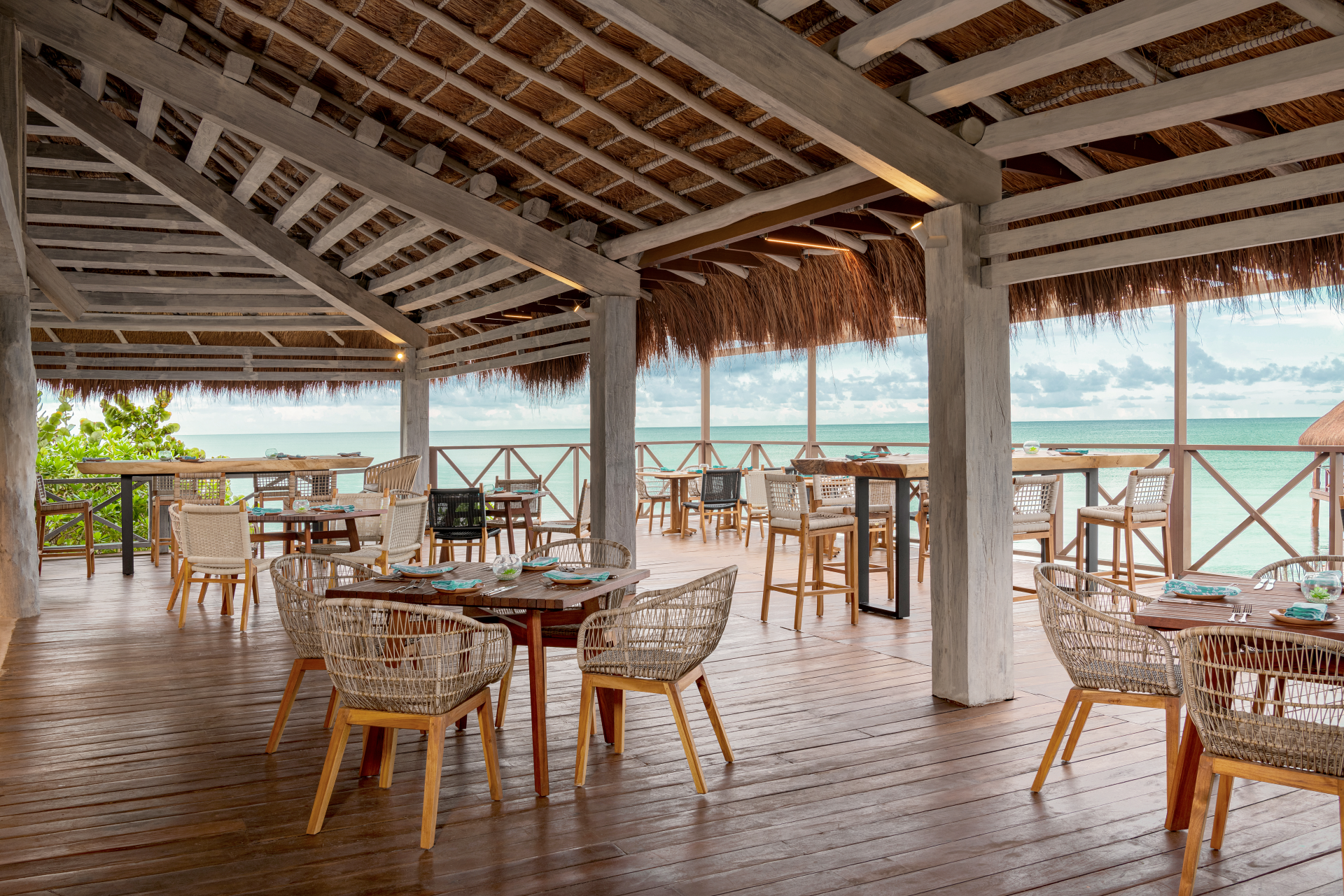 A restaurent next to the beach at Dreams Puerto Morelos, Riviera Maya with Aquaterra Travels A restaurent next to the beach at Dreams Puerto Morelos, Riviera Maya with Aquaterra Travels