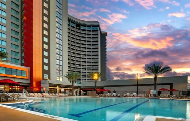 Pool at Drury Plaza Hotel Orlando Lake Buena Vista