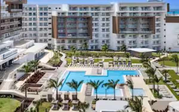 Pool at Embassy Suites by Hilton Aruba Resort