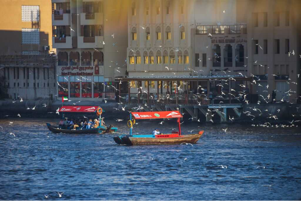 Bateaux sur le Dubai Creek