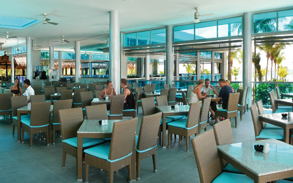 Restaurant Poolside