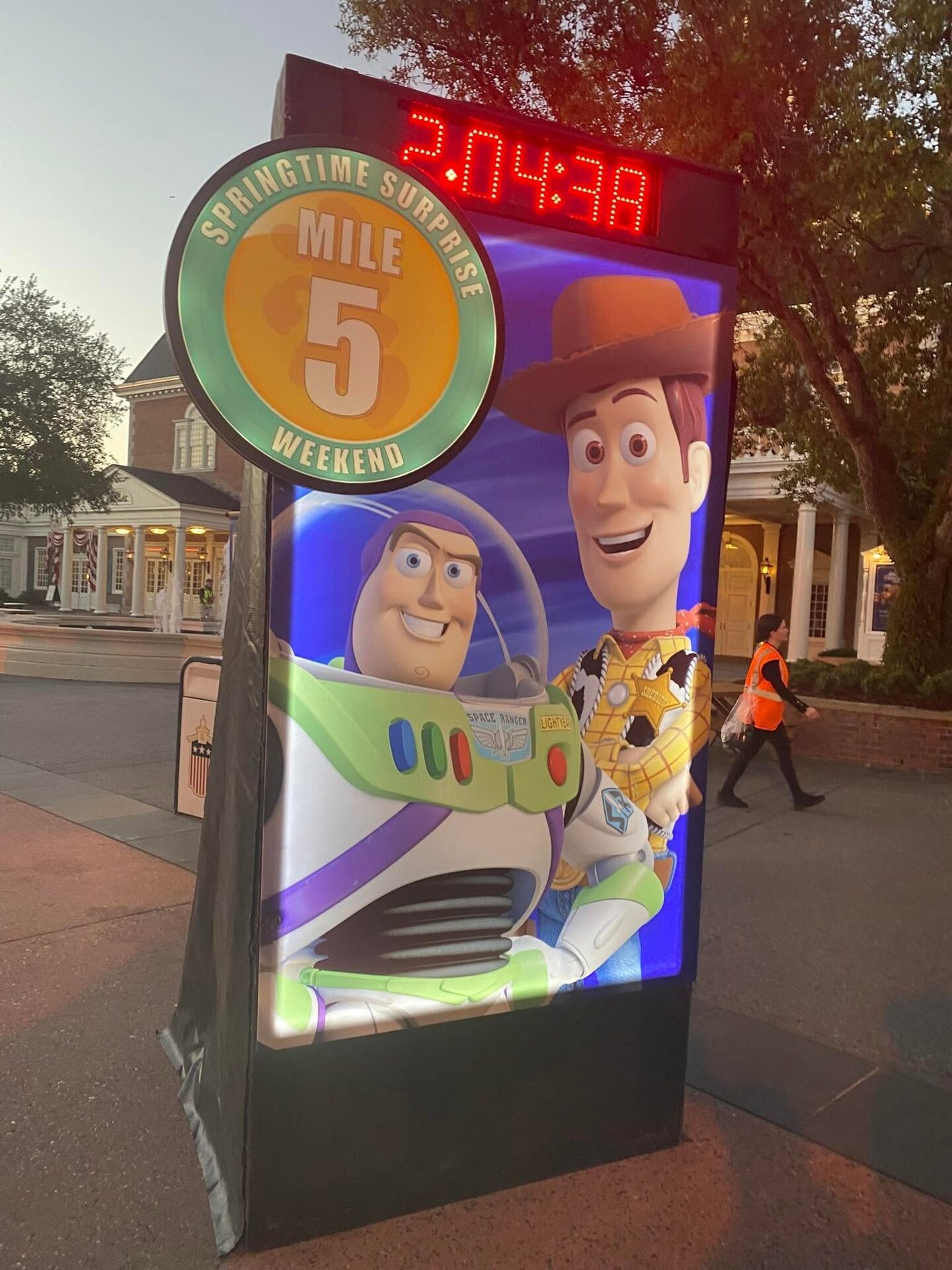 Mile 5 marker at dawn during Springtime Surprise race weekend at Walt Disney World Mile 5 marker at dawn during Springtime Surprise race weekend at Walt Disney World