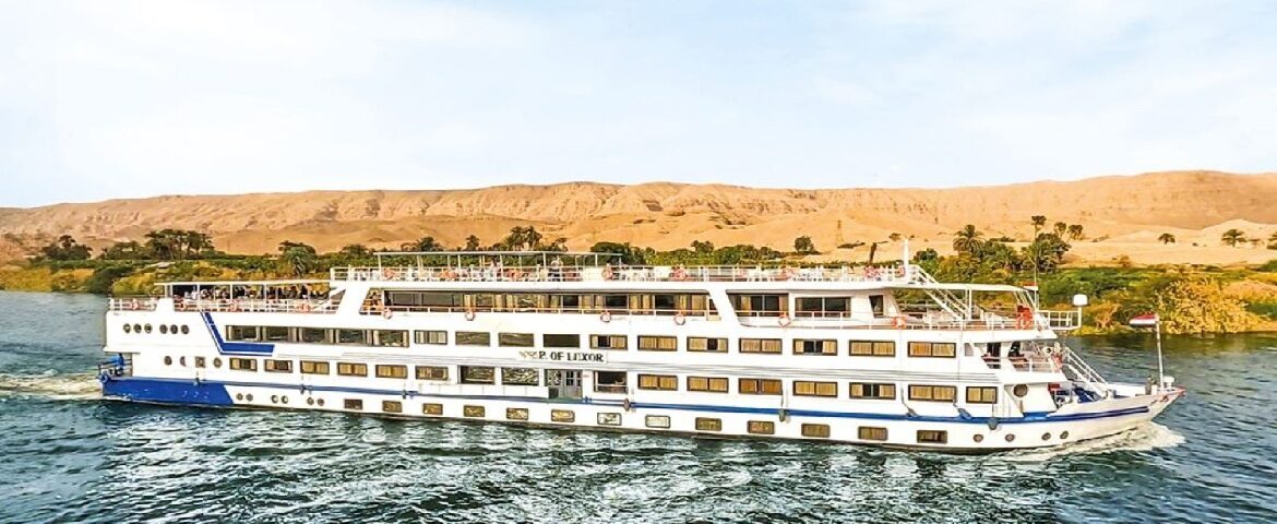 RV STAR OF LUXOR.