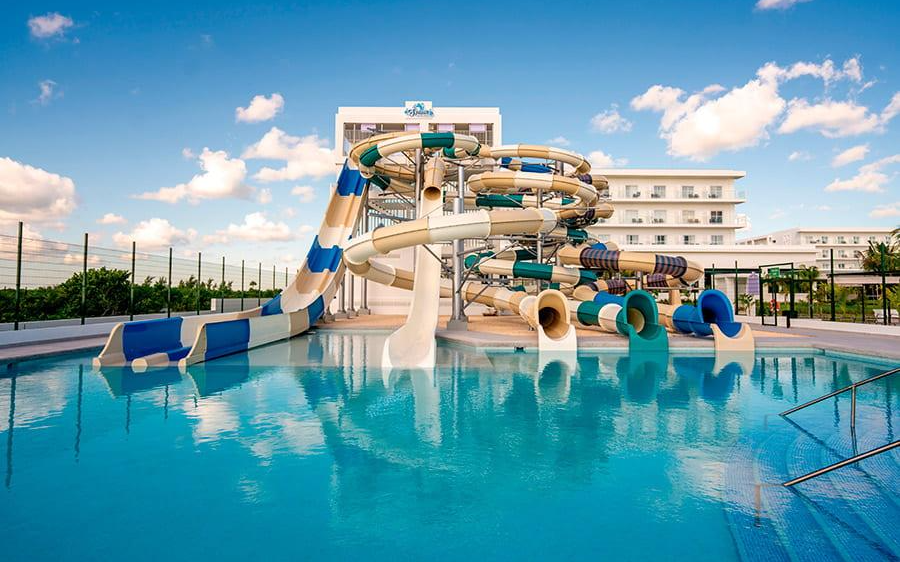 Splash slides Riu Latino 