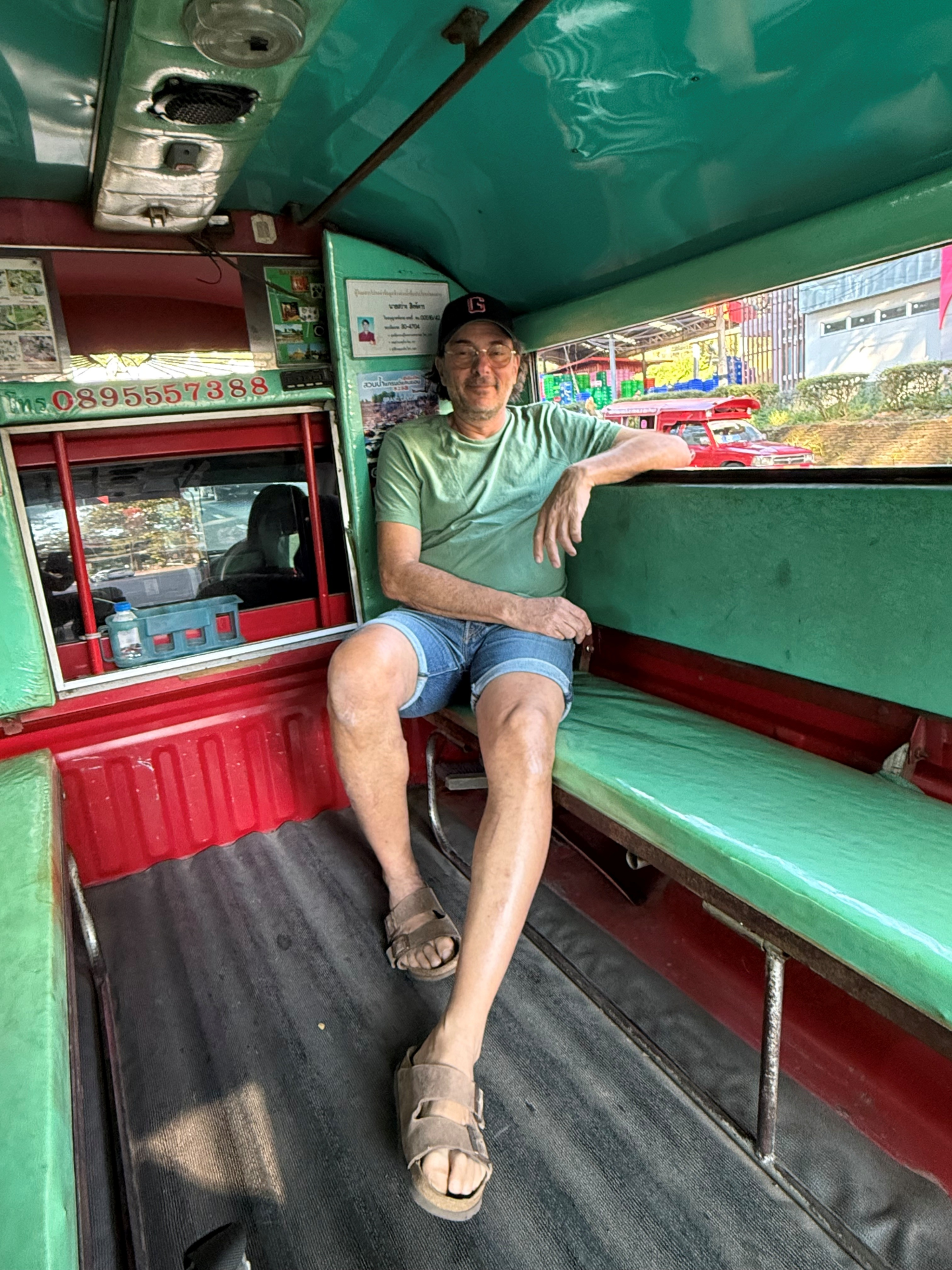 Taxi utilisé à Chiang Mai pour aller au Temple Wat Phra That Doi Suthep undefined