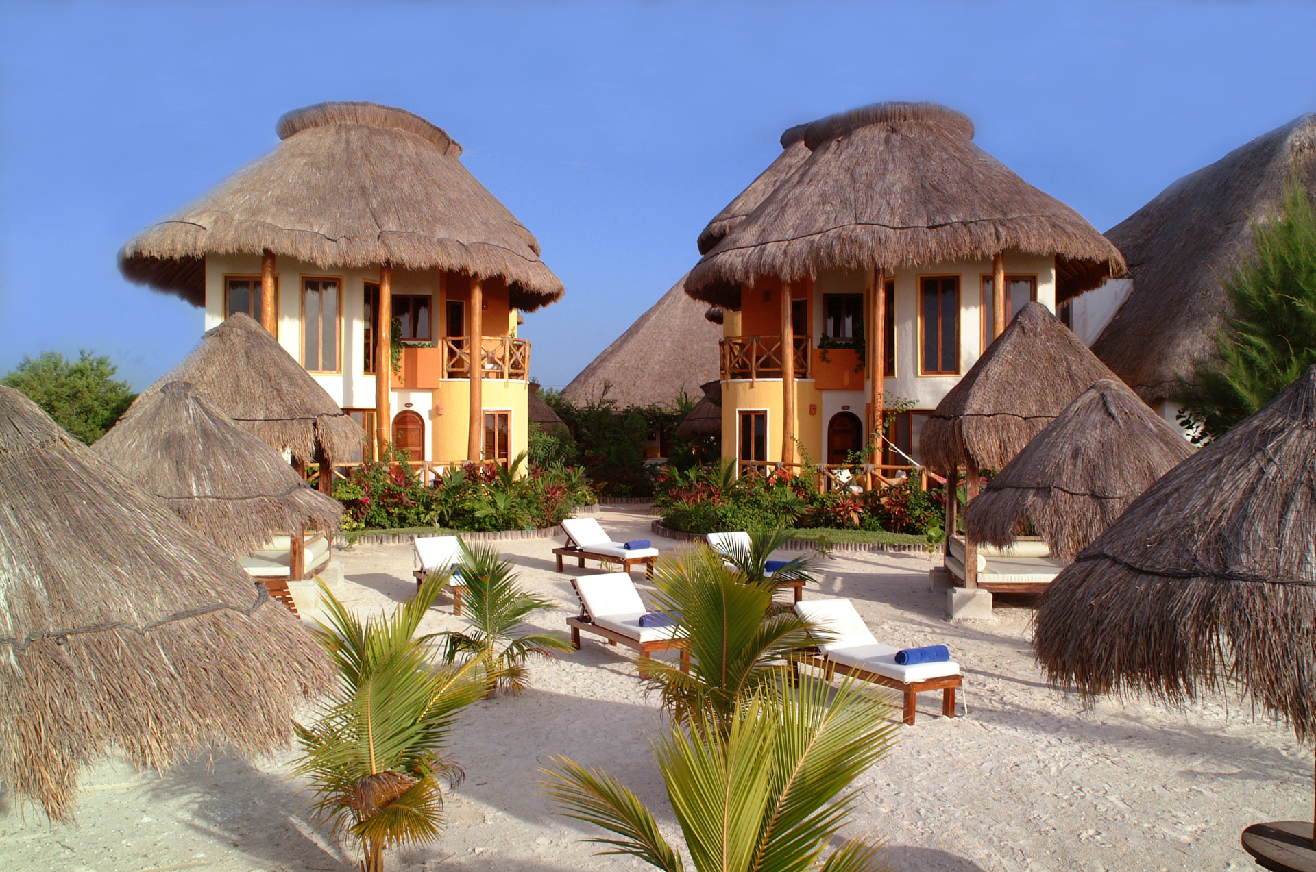 View of the rooms at Villas HM Paraiso del Mar, Isla Holbox with Aquaterra Travels View of the rooms at Villas HM Paraiso del Mar, Isla Holbox with Aquaterra Travels