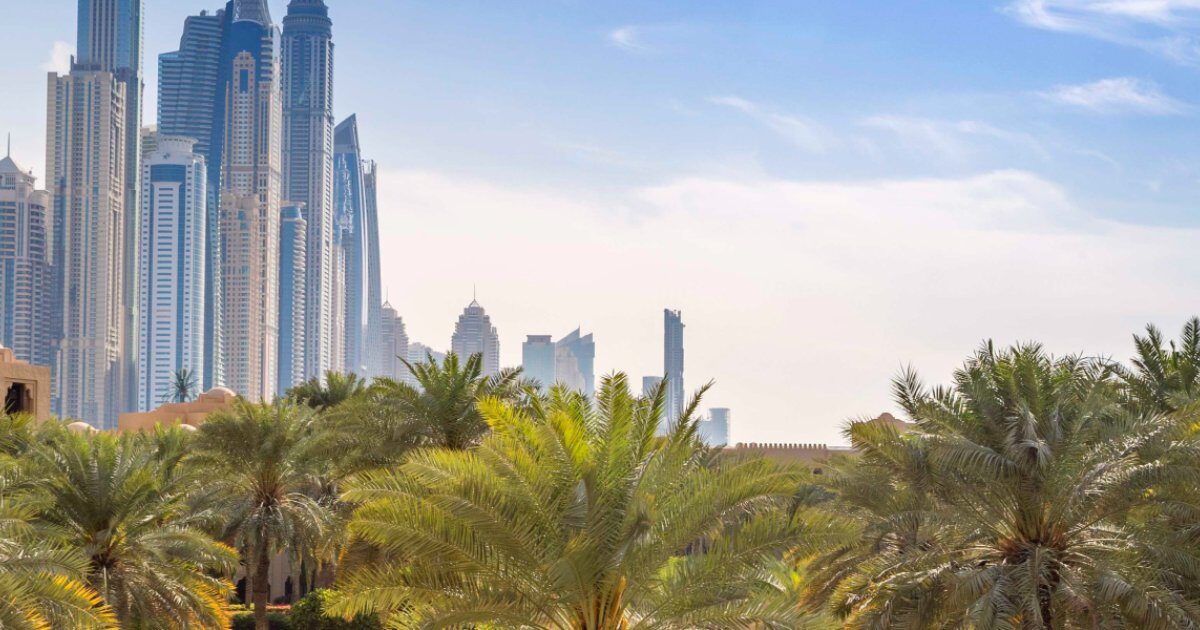 Share image for the article on travelling to Dubai from Montreal